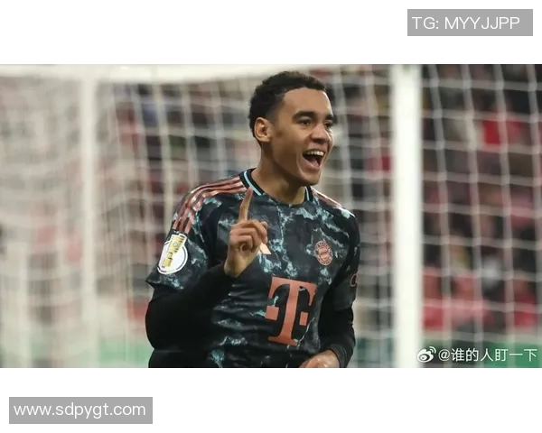 穆西亚拉：年轻天才如何在绿茵场上书写属于自己的传奇篇章